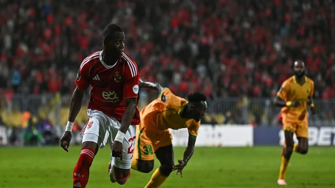 حدث فجرًا في الأهلي.. الاستقرار على بديل ديانج وإرسالية وسام أبوعلي